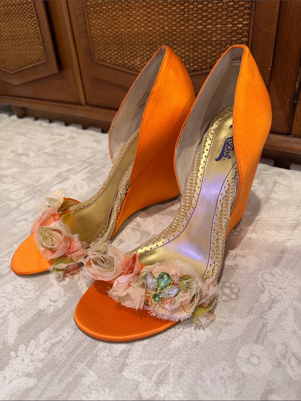 Vintage 2000s Hale Bob Orange Satin Floral Appliqué Jeweled Peep-Toe Wedges Y2K